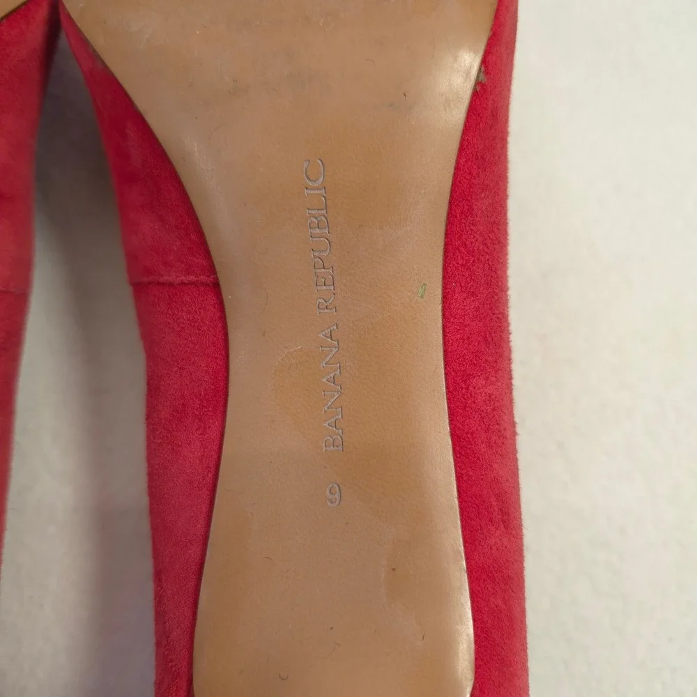 Banana Republic Red Suede Pointed Toe Stiletto Pumps Heels Womens 9